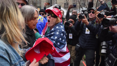 Protesters gather in NYC ahead of Trump arraignment