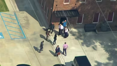 Rudy Giuliani spotted visiting bail bond agency