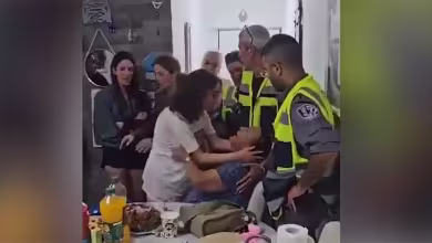 Video shows freed Israeli hostage reuniting with her family 