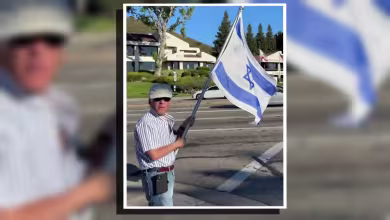 Jewish man dies at dueling protests over Israel-Hamas war