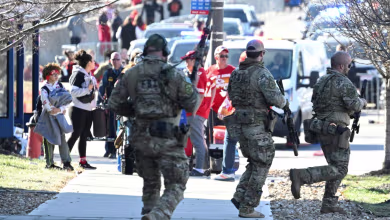 People flee scene after shooting at Kansas City Super Bowl parade