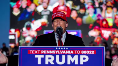 Trump faces political risks as trial begins