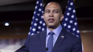 Jeffries met with Biden to discuss the 'path forward' after his press conference