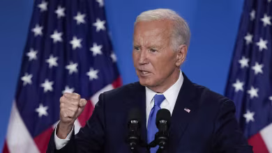 Biden addresses introducing President Zelenskyy as Putin