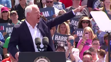 Walz shares experience with IVF and slams Republican attacks