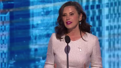 Gov. Whitmer praises Harris as someone who helps 'get stuff done'