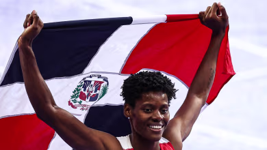 Marileidy Paulino cruises to gold medal in the women's 400-meter