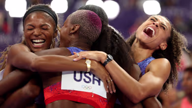 U.S. women's 4x400m relay dominates for gold