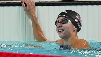 Kate Douglass delivers gold for U.S. in 200m breaststroke