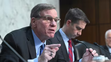 ‘Mind-boggling’: Warner on journalist’s inclusion in chat on Yemen strikes