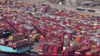 Stocks down amid countdown to new tariffs