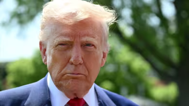 Trump had 'great' call with Jeff Bezos amid Amazon tariff pricing controversy