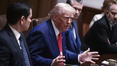 Trump acknowledges 'transition problems' with economic policies at Cabinet meeting