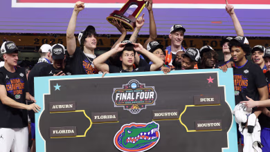 Florida wins first national championship since 2007, defeats Houston