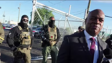 Newark mayor in custody after allegedly trespassing at ICE facility