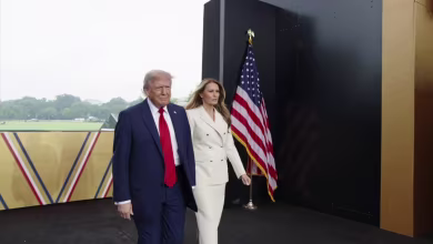 Trump, Vance and their families arrive at Army parade