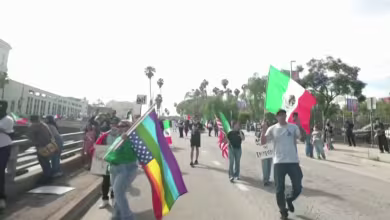Police move to clear streets as 20,000 protest in Los Angeles