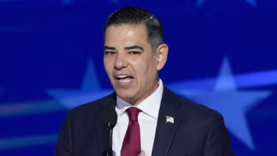 Rep. Robert Garcia elected as top Democrat on House Oversight Committee