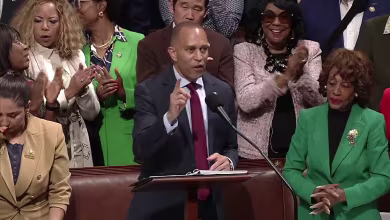 Watch: Jeffries concludes record-breaking 8-hour House floor speech