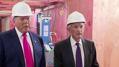 Trump pushes Powell on rates and renovation costs during Fed visit