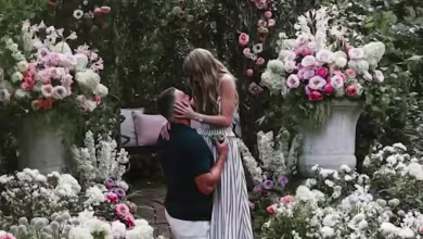 Taylor Swift and Travis Kelce announce engagement on Instagram