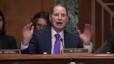 Wyden: Not swearing in Kennedy makes it 'acceptable to lie'