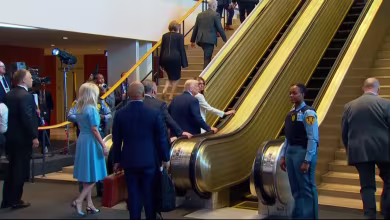 Trump faces escalator malfunction at U.N. General Assembly