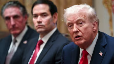 Trump praises Mideast peace deal during Cabinet meeting