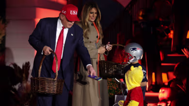 Trump and first lady host trick-or-treaters at the White House