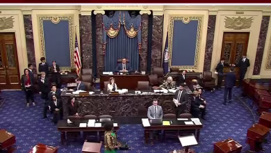 Senate votes to reopen government