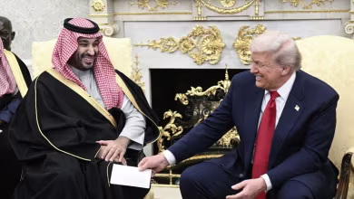 Trump praises Saudi crown prince during White House visit