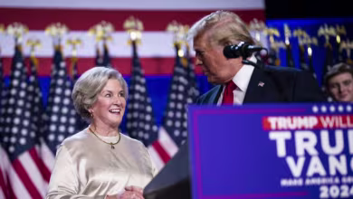 Trump defends WH chief of staff over new interview