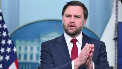 internet investigation internet investigation Vance speaks at White Home briefing, doubles down on enhance for ICE