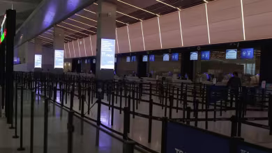 Massive winter storm disrupts thousands of flights