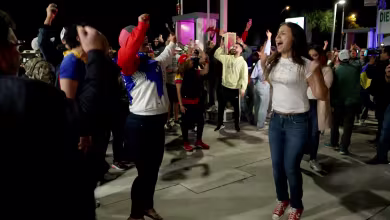Venezuelan community in Miami celebrate after Maduro’s capture