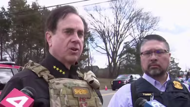 Police give updates on active situation at Michigan synagogue
