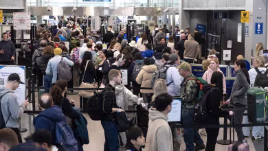 TSA pay to resume as airport security bottleneck persists