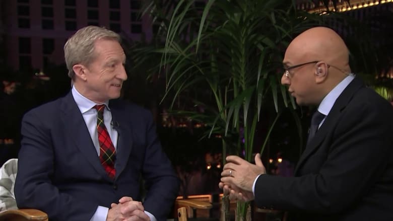 Steyer: “This is a new race”