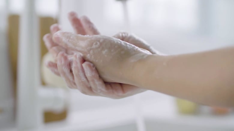 Why you should stay calm about touching your face amid coronavirus fears