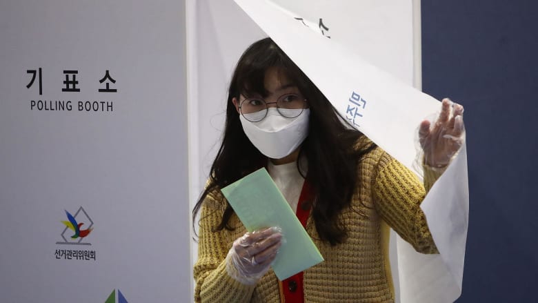 South Korea holds parliamentary elections amid strict coronavirus precautions
