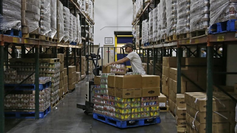 March jobs report: Economy sheds 701,000 jobs, unemployment up to 4.4%