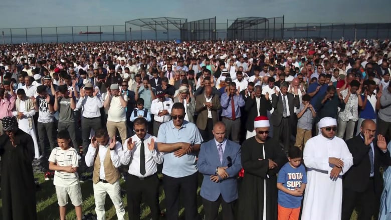 ‘Community doesn't have to be where you are': Observing Ramadan amid COVID-19