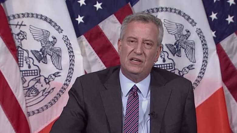 Mayor de Blasio announces new guidelines for enforcing social distancing