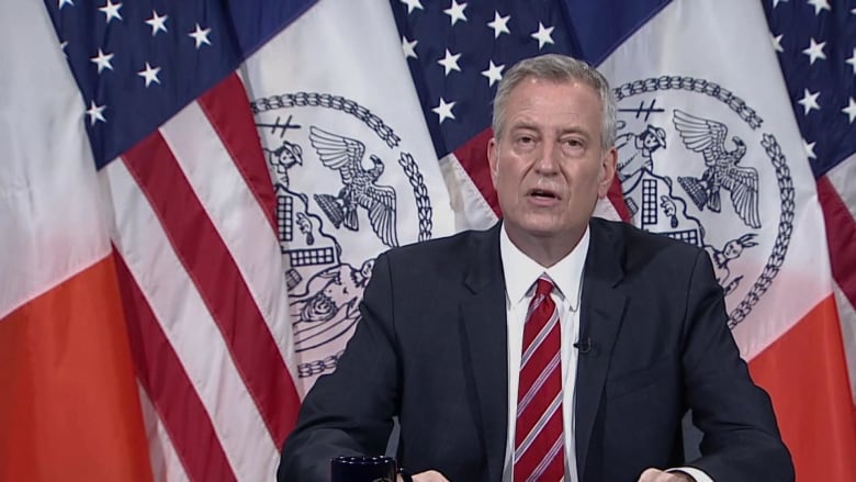 Mayor de Blasio: ‘Wherever you turn you're gonna be offered a face covering’