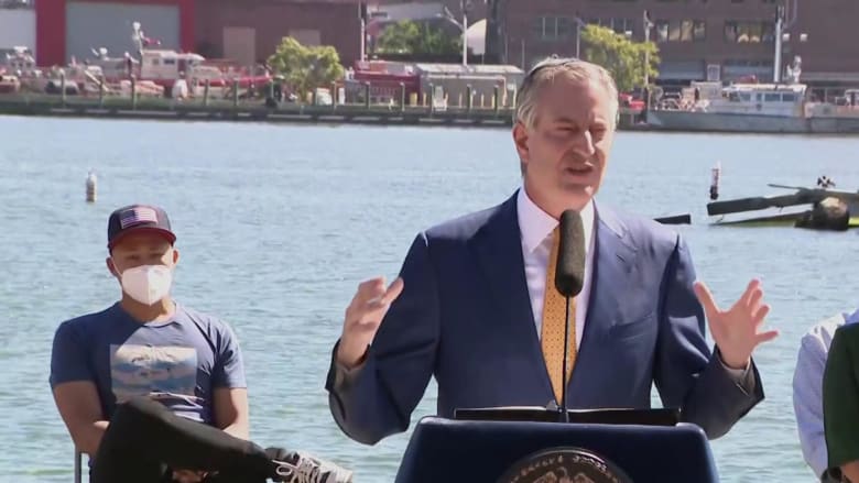 De Blasio announces 20 new miles of bus lanes as NYC moves into Phase 1 restart