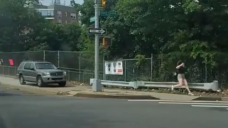 Video shows SUV drive on sidewalk by protesters