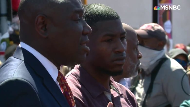 George Floyd's son speaks at memorial: 'No man or woman should be without their fathers'