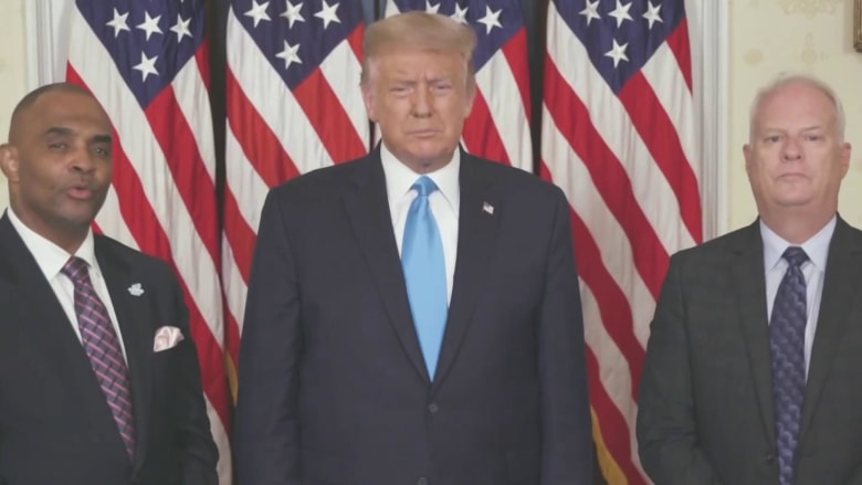 Trump grants pardon to ex-felon at 2020 RNC