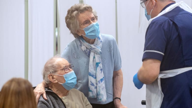 Elderly British newlyweds describe joy of being vaccinated