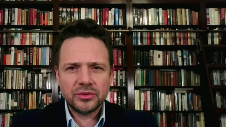 Warsaw mayor pleads for help: ‘We’re getting overwhelmed’ with refugees